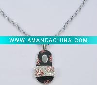 Wholesale shoe shaped pendant necklace (SJ676)