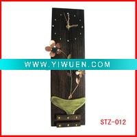 Wholesale 2010 new wooden hancrafts with clock