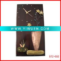 Wholesale 2010 fashion design wooden handcrafts with clock