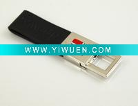 Wholesale fashion keychain made of zn alloy,leaher,