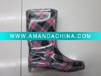 Wholesale 2010 beautiful woman rain boots