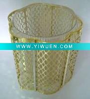 2011 New Elegant metal dustbin