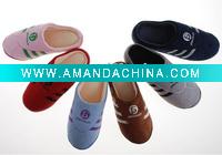 Wholesale 2011 hot selling comfortable indoor slipper