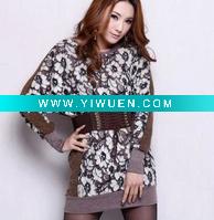 Wholesale Ladies' long floral dotted casual shirt