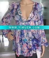 Wholesale colorful printed blouse fashion chiffon buttoned blouse with fashion neckline detail - S209611