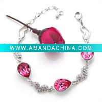 Wholesale 2011 Fashion heart crystal bracelet with alloy