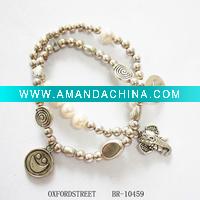 Wholesale 2011 fashion crystal bracelet