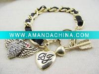 Wholesale Charming and Fashion Alloy Bracelet