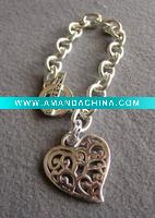 Wholesale fashion jewelry sliver love heart bracelet