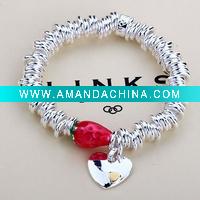 Wholesale newest fashion heart charm bracelets
