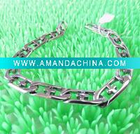 Wholesale fashion Europe and America mens stainless steel cable bracelet