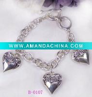 Wholesale 2011 new design fashion silver alloy heart charm bracelet chain