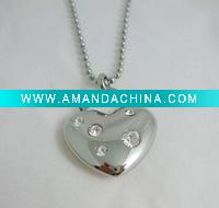 Wholesale fashion pendants