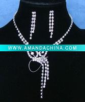 Wholesale Unique necklace with rhinestone NKE5817