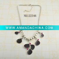 Wholesale 2011 Fashion Epoxy Necklace With Rhinestones