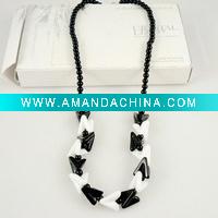 Wholesale Agate black mix white necklace South Korea famous