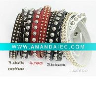 Wholesale fashion bracelet with four colors