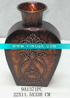 Wholesale metal vase with nail head design