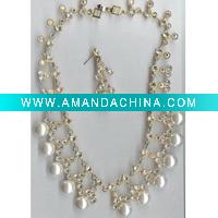 Wholesale Funky new Charm beaded bridal jewelry set