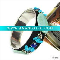 Wholesale 2011 new trendy fashion bangle with natural stone