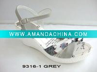 Wholesale 2011 lady women pu wedge sandals