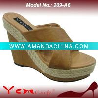 Wholesale PU Fashion Lady Sandal with platform