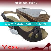 Wholesale New design PU Fashion Lady wedge heel sandal