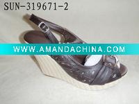 Wholesale WENZHOU SANDALS SUN319671-2(2011lady's wedge peep top sandals)