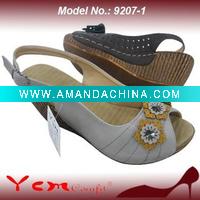 Wholesale New design PU Fashion Lady wedge heel sandal