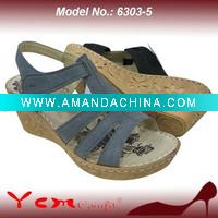 Wholesale PU Fashion Lady Wedge heel Sandal Slipper