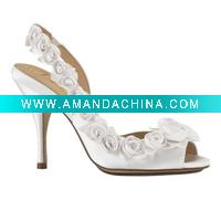 Wholesale Elegant high heel white bridal wedding shoe with flowers for summer