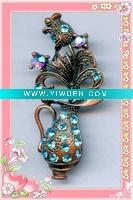 Wholesale Copper Alloy crystal vase brooch