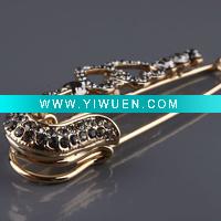 Wholesale 2011 fashion copper alloy crystal Rhinestone brooch pin heart-shaped gold&silver jewelry