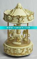 Wholesale polyresin carousel music box for baby shower gifts