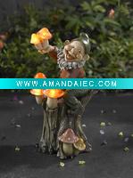 Wholesale garden gnome figurine with lighted mushroom