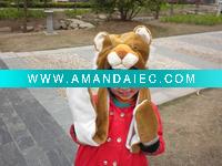 Wholesale plush lion shape hat with glove, winter hat