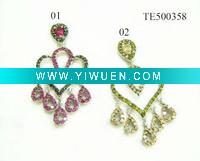 Wholesale silver ingenious chandelier earrings