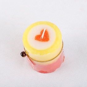 Wholesale Fashion Pillar Shape Yellow With Red Heart Inside Fruit Scent Art Candles