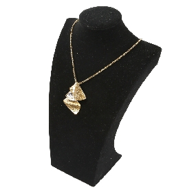 Wholesale Alloy Necklace In Triangle Shape In Golden Color