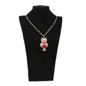 Wholesale Alloy Black Eyes Female Owl Shape Pendant with Red Diamond Body and Crystal Hot Sale Fashion Long Gold Chain Necklace