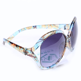 Wholesale Brown Sunglasses With Blue Flower Printing Frame In OPP Bag Package
