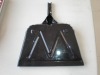 metal dust pan