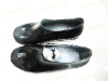 black garden shoes